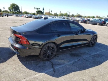 Volvo S60 III 2024 Volvo S60 Plus 2024 2.0l 2.0 Benzyna 247KM, zdjęcie 3