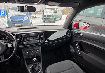 Volkswagen Beetle Hatchback 3d 1.2 TSI 105KM 2012 Volkswagen Beetle 1.2TSI 105KM 6biegow Klima PELNY SERWIS VW Isofix Oplaty, zdjęcie 30