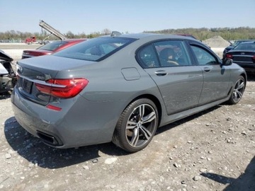 BMW Seria 7 G11-G12 Sedan 750i 450KM 2018 BMW Seria 7 750 XI 2018, od ubezpieczalni 4.4 Benzyna 450KM, zdjęcie 3