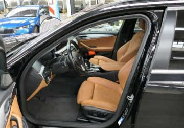 BMW Seria 5 G30-G31 Touring Facelifting 2.0 520d 190KM 2021 BMW Seria 5 Harman Skora Navi FV 23 2.0 Diesel 190KM, zdjęcie 4