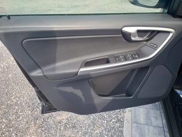 Volvo XC60 I 2011 Volvo XC 60 Volvo XC 60 D3 Momentum 2.0 Diesel 163KM, zdjęcie 8