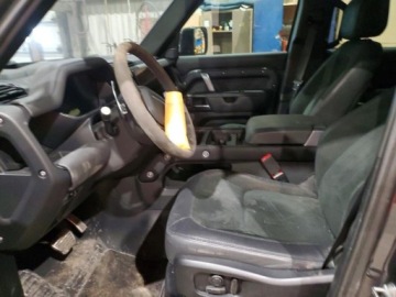 Land Rover Defender IV (L663) 2023 Land Rover Defender 2023r., 4x4, 5.0L 5.0 Benzyna 518KM, zdjęcie 7