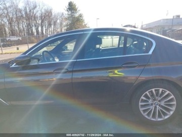BMW Seria 5 G30-G31 2022 BMW Seria 5 530I XDrive 2022 2.0l 2.0 Benzyna 248KM, zdjęcie 5