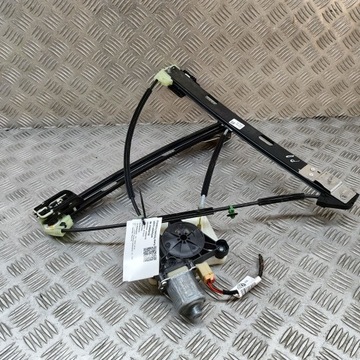 VOLKSWAGEN T-ROC 2023 PŘEDNÍ STRANA PRAVÁ ELELKTRICKÝ ZVEDÁK OKNO DVEŘE