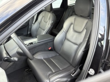 Volvo XC60 II Crossover Plug-In Facelifting 2.0 T6 350KM 2024 Volvo XC 60 T6 Plug-In Hybrid | Plus Dark | ASO |, zdjęcie 23