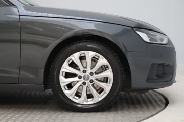 Audi A4 B9 Limousine Facelifting 2.0 35 TFSI 150KM 2020 Audi A4 35 TFSI, Automat, Navi, Klima, zdjęcie 14