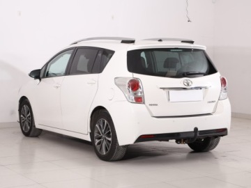 Toyota Verso Minivan Facelifting 1.8 Valvematic 147KM 2016 Toyota Verso 1.8 Valvematic, Salon Polska, GAZ, zdjęcie 3