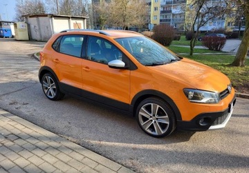 Volkswagen Polo V Hatchback 5d 1.2 70KM 2011 Volkswagen Polo Volkswagen Cross Polo 1,2 benz..., zdjęcie 4