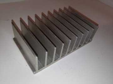 Radiator aluminiowy 117x70x34mm