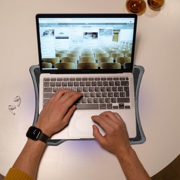 ОХЛАЖДАЮЩАЯ ПОДСТАВКА ДЛЯ НОУТБУКА со светодиодной подсветкой USB
