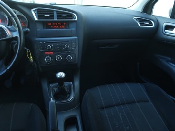 Citroen C4 II Hatchback 5d 1.4 16v VTi 95KM 2013 Citroen C4 1.4 16V, Salon Polska, Klima, zdjęcie 7