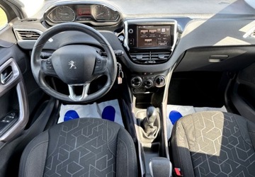 Peugeot 2008 I SUV 1.2 PureTech 82KM 2015 Peugeot 2008 1.2 Benzyna BEZ TURBO NAwigacja Klimatyzacja lakier oryginal, zdjęcie 14