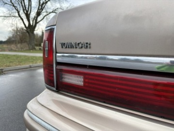 Lincoln Town Car II 1991 Lincoln Town Car Executive Series 1991, zdjęcie 25