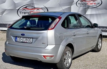 Ford Focus II Hatchback 5d 1.6 Duratorq TDCi 90KM 2010 Ford Focus 1.6 D KLIMA 5 drzwi bezwypadkowy Salon POLSKA 1.6 Diesel 90KM, zdjęcie 5