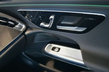 Mercedes Klasa E W214 2023 Mercedes-Benz Klasa E Krajowy Bezwyp Gwarancja Diesel197Elektryk129KM Head, zdjęcie 27