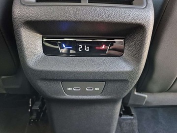 Volkswagen Tiguan II SUV Facelifting 1.5 TSI 150KM 2024 Volkswagen Tiguan Elegance IQ Led- matrix Bogata wersjaHAK DSGmasaze kame, zdjęcie 19