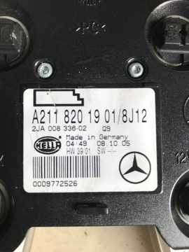 LAMPA OSVĚTLENÍ INTERIÉR W211 A2118201901