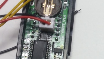 Светодиодные панельные часы 4,5-30В время + дата красные