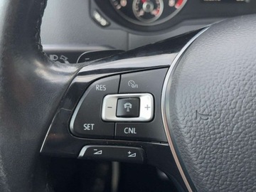 Volkswagen Sharan II Van Facelifting 2.0 TSI 220KM 2018 Volkswagen Sharan TSI 220KM Highline DSG BlindSpot AppConnect 7os. Ke, zdjęcie 18