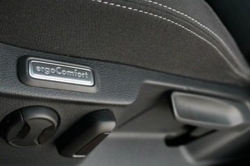 Volkswagen Passat B8 Variant Facelifting 2.0 TSI 190KM 2021 Volkswagen Passat BUSINESS 2.0TSI 190KM Salon PL GWARANCJA SelectCar+ FV23%, zdjęcie 13