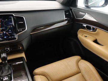 Volvo XC90 II SUV 2.0 D5 235KM 2018 Volvo XC90 D5 AWD, Salon Polska, 231 KM, 4X4, zdjęcie 7