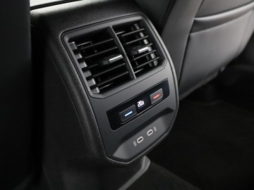 Seat Leon III Hatchback Facelifting 1.5 EcoTSI 150KM 2020 Seat Leon FR automat virtual mHEV navi kamera ACC, zdjęcie 36