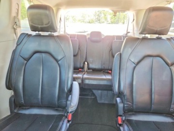 Chrysler Pacifica II 2023 Chrysler Pacifica Touring L 2023 3.6 Benzyna 287KM, zdjęcie 11