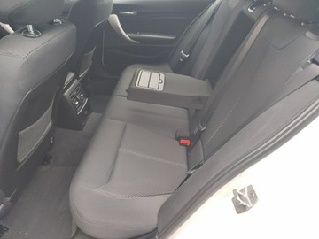 BMW Seria 1 F20-F21 Hatchback 5d Facelifting 2015 118d 150KM 2016 BMW 118 x-drive serwis ASO I wł. Zamiana, zdjęcie 31
