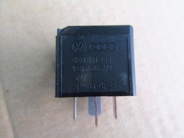 AUDI A5 8T RELÉ 643 8K0951253
