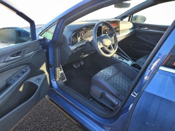 Volkswagen Golf VIII Variant 1.5 eTSI 150KM 2024 Volkswagen Golf 1.5 Benzyna 150KM, zdjęcie 5
