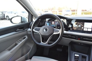 Volkswagen Golf VIII Variant 1.5 eTSI 150KM 2021 Volkswagen Golf Variant Variant 1.5TSI 150KM Pakiety LED ACC Podgrz.fotele, zdjęcie 10