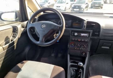 Opel Zafira A 1.6 16V 101KM 2004 Opel Zafira 1,6 Benzyna Klima 7-osob 1.6 Benzyna 100KM, zdjęcie 5