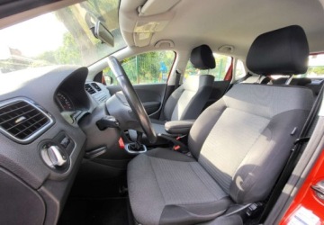 Volkswagen Polo V Hatchback 5d 1.2 70KM 2010 Volkswagen Polo VW POLO kLIMATRONIK 1.2 Benzyna 70KM, zdjęcie 11