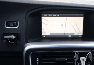 Volvo V60 I Kombi 2.0 D3 163KM 2011 Volvo V60 D3_ Automat_ Hak_ Skory_ Nawigacja_ 2.0 Diesel 163KM, zdjęcie 21