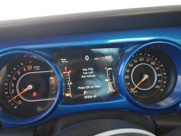 Jeep Gladiator 2021 Jeep Gladiator Sport 2021 3.6l 3.6 Benzyna 285KM, zdjęcie 9