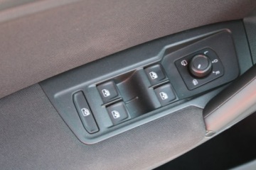 Volkswagen Tiguan II SUV 2.0 TDI 150KM 2019 Volkswagen Tiguan Comfortline F-Vat Salon Polska, zdjęcie 22