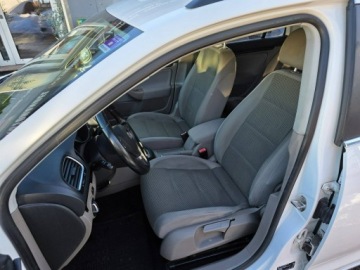 Volkswagen Golf VI Variant 2.0 TDI-CR DPF 140KM 2010 Volkswagen Golf 2.0 TDI 140 KM, Automat DSG,, zdjęcie 4