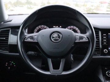Skoda Kodiaq I SUV 2.0 TDI 150KM 2018 Skoda Kodiaq 2.0 TDI, Salon Polska, Serwis ASO, zdjęcie 14