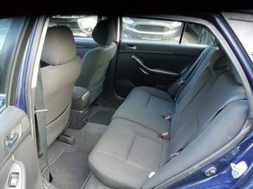 Toyota Avensis I Kombi 1.8 129KM 2003 Toyota Avensis 1.8 bez rdzy i korozji bezwypadkowy, zdjęcie 27