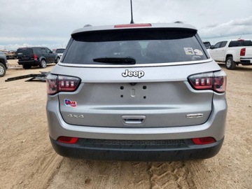 Jeep Compass II 2024 Jeep Compass Latitude Lux 2024 2.0l 2.0 Benzyna 200KM, zdjęcie 2