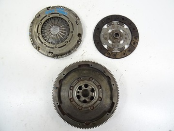 SKODA SCALA 1.0 TSI SPRZĘGŁO DWUMASOWE 05C141025A 05C141031B 05C105266