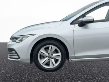 Volkswagen Golf VIII Variant 1.5 eTSI 130KM 2023 Volkswagen Golf 1.5 eTSI FV 23 Gwarancja 1.5 Benzyna 129KM, zdjęcie 9