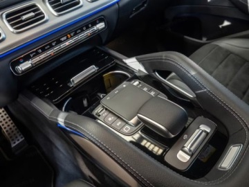 Mercedes GLE V167 SUV Facelifting 2.0 300d 269KM 2025 MERCEDES-BENZ GLE 300 d 4-Matic AMG Line 2.0 (269KM) 2025, zdjęcie 8