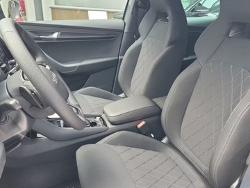 Skoda Karoq Crossover Facelifting 1.5 TSI ACT 150KM 2025 SKODA Karoq Sportline 1.5 TSI DSG Suv 150KM 2025, zdjęcie 6