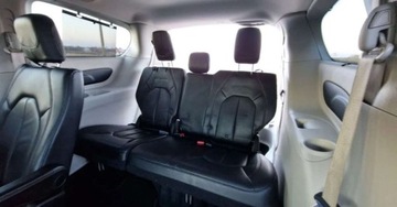 Chrysler Pacifica II 3.6 V6 291KM 2020 Chrysler Pacifica 3.6 V6 291KM Skora LED El. DrzwiKlapa 3.6 Benzyna 291KM, zdjęcie 9