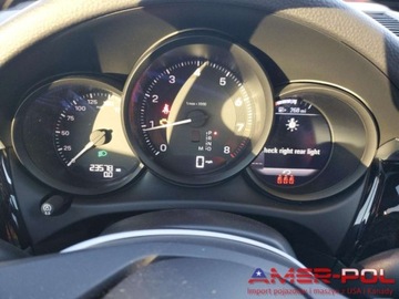 Porsche Macan 2022 Porsche Macan _2.0 L_4x4_2022r 2.0 Benzyna 261KM, zdjęcie 11