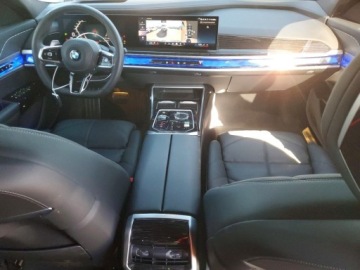 BMW Seria 7 G70 2025 BMW Seria 7 740i 2025 3.0 Benzyna 375KM, zdjęcie 8