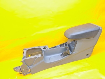 ЦЕНТРАЛЬНЫЙ ТУННЕЛЬ подлокотник FOCUS MK2 LIFT 07-11 8M51R045M62AB.