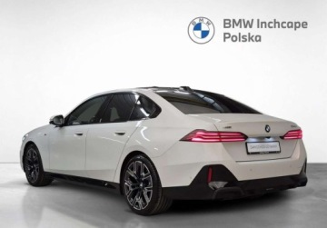 BMW Seria 5 G90-91 Touring 2.0 520d 197KM 2025 BMW Seria 5 520d xDrive M Sport, Panorama, Harman Kardon, Hak, Gwarancja, zdjęcie 2