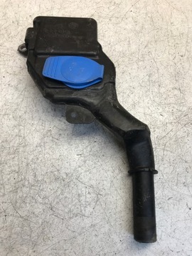 AUDI A4 B8 A5 WLEW PŁYNU SPRYSKIWACZY 8T1955463B